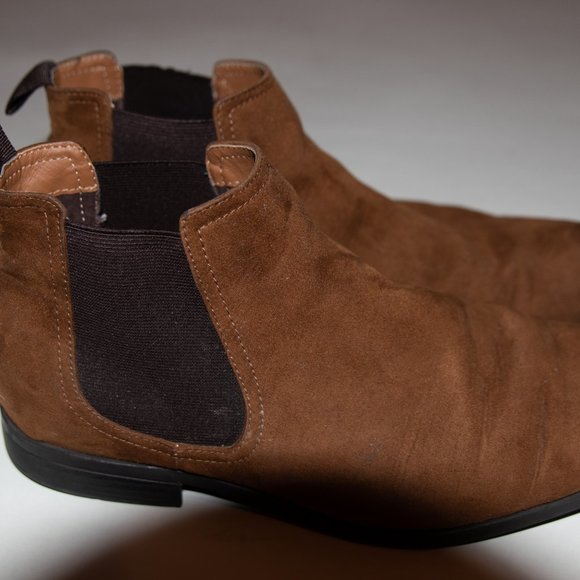 Call it Spring Men's Brown Leon Lug Chelsea Boot (suede) - Picture 4 of 5